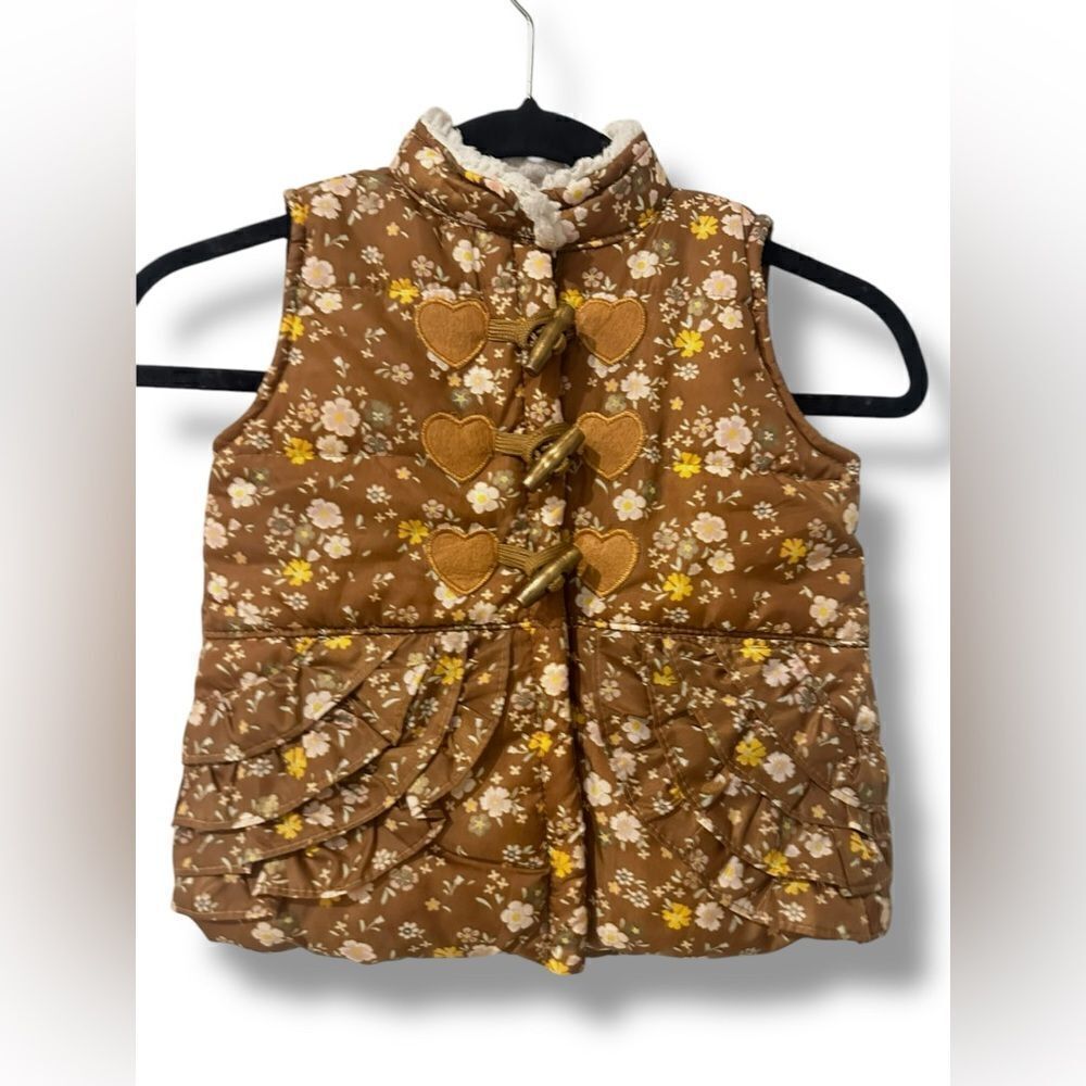 Kids Puffer Vest - Picture 11 of 13